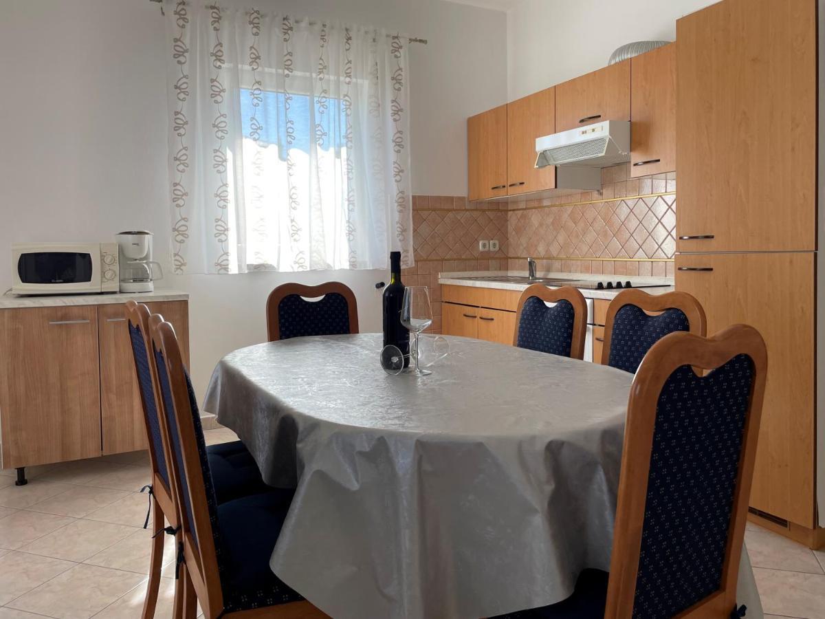 Apartmani Ruzarija Rab Town Exterior foto