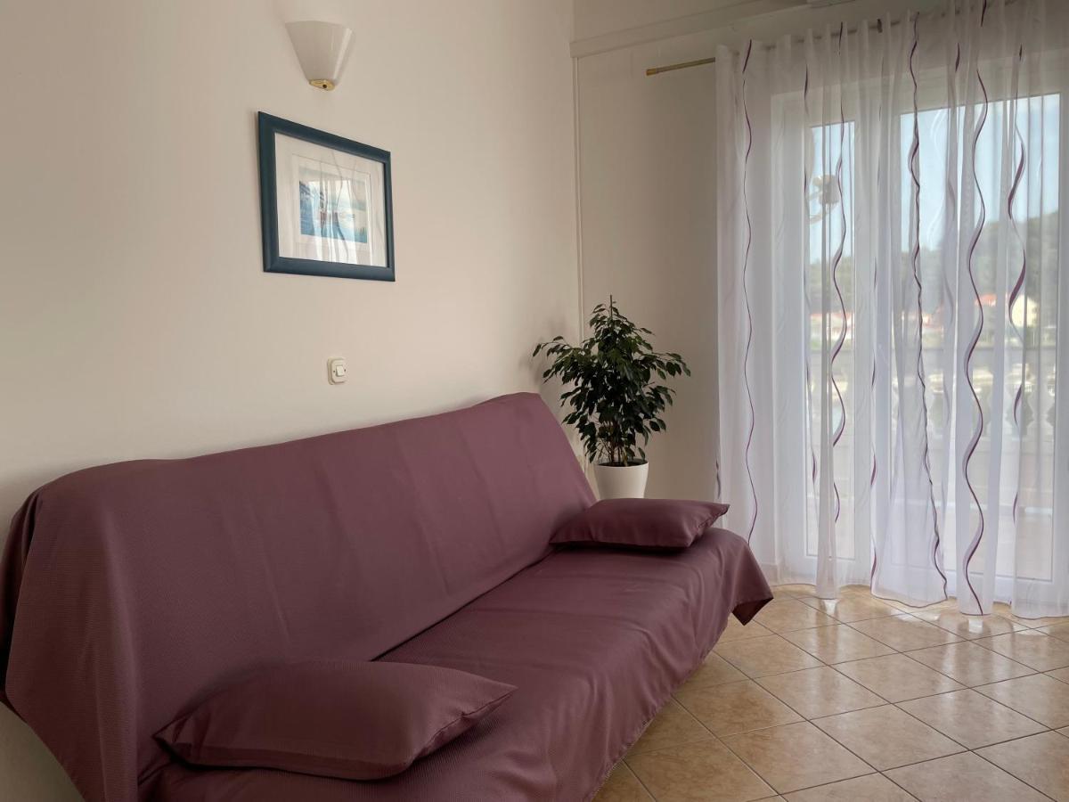 Apartmani Ruzarija Rab Town Exterior foto